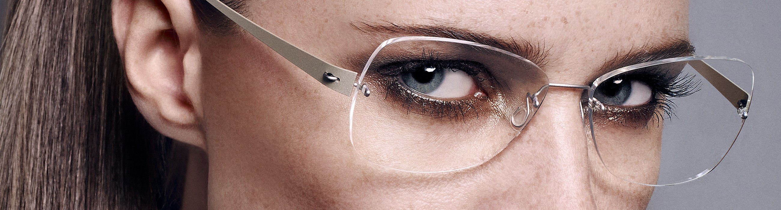 Hochwertige Designerbrille bei Augenoptik Seifert